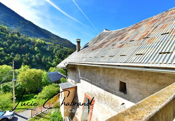 Maison à vendre 4 pièces LA ROCHE DE RAME (05)