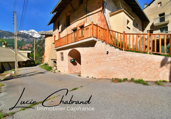 Maison à vendre 4 pièces LA ROCHE DE RAME (05)