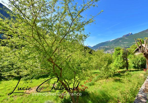 Maison à vendre 4 pièces LA ROCHE DE RAME (05)