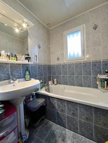 Maison PLAIN-PIED à Noyon 5 pièce(s) 100 m² + Jardin et Garage