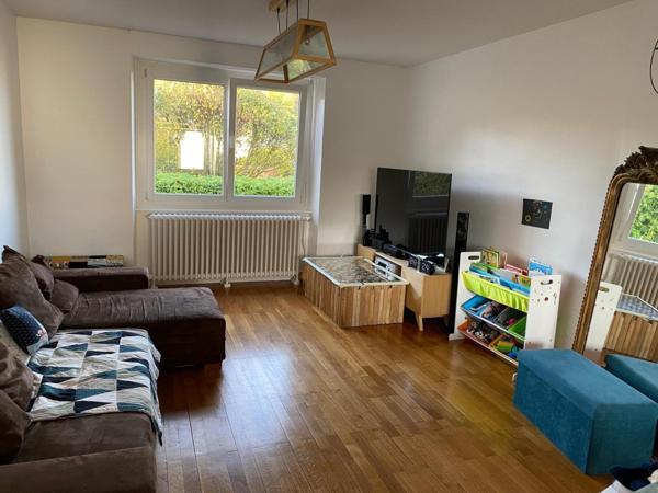 Maison 161m², 4ch, jardin, revenus locatifs, Voujeaucourt