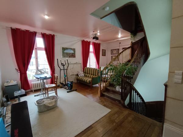 À vendre - Maison bourgeoise, 12 pièces située à Montval-sur-Loir (72500)