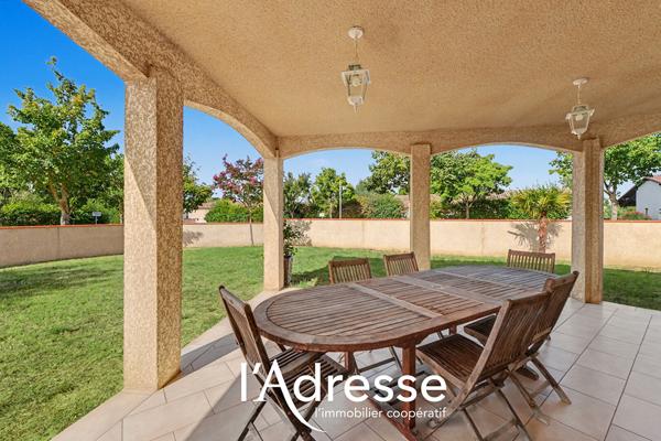 Exclusivité l'Adresse Immobilier - La Salvetat Saint Gilles - Maison de 137m² avec un grand sous-sol de 70m² sur un terrain de 731m²