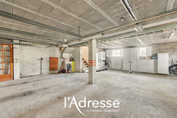 Exclusivité l'Adresse Immobilier - La Salvetat Saint Gilles - Maison de 137m² avec un grand sous-sol de 70m² sur un terrain de 731m²