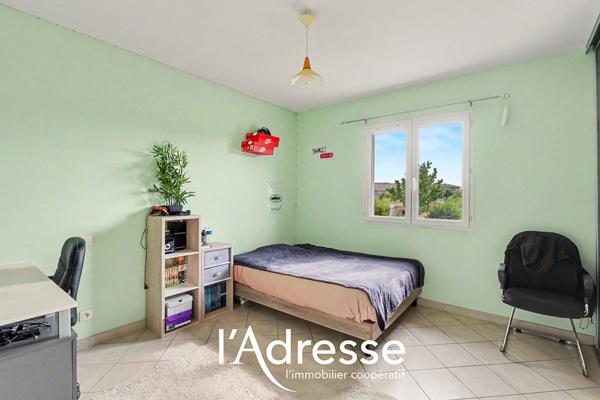 Exclusivité l'Adresse Immobilier - La Salvetat Saint Gilles - Maison de 137m² avec un grand sous-sol de 70m² sur un terrain de 731m²