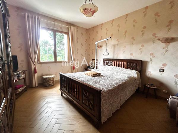 Maison à Villedieu-les-Poêles-Rouffigny, 50800 - 7 pièces 228m²