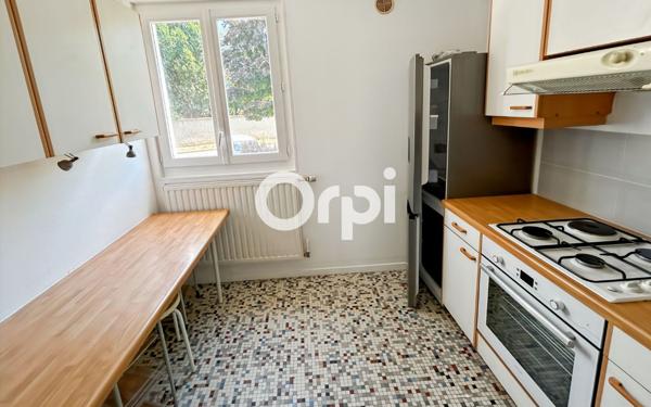 Appartement à louer    5 pièces •  Lyon 5