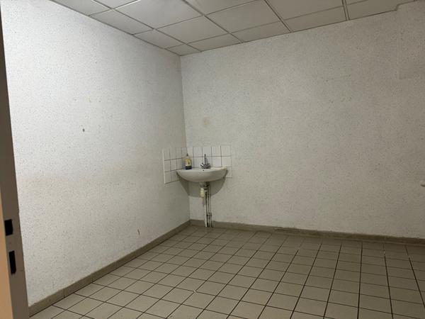 LOCAL COMMERCIAL A VENDRE ROMORANTIN