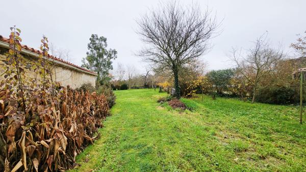 Maison familiale 160 m² avec jardin, possibilité deux logements, à Maillé