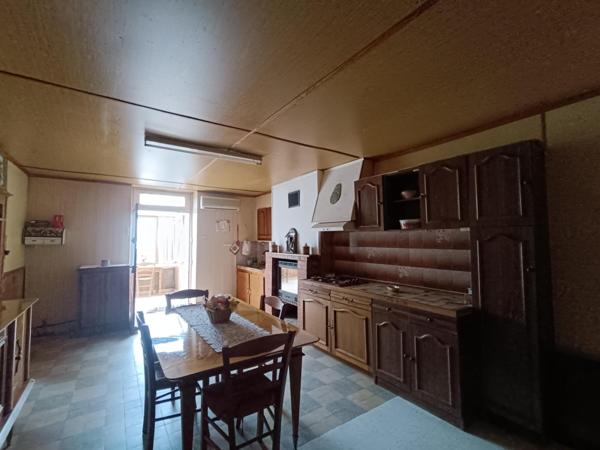 Ancienne longère de 1800 à rénover et sa deuxième bâtisse