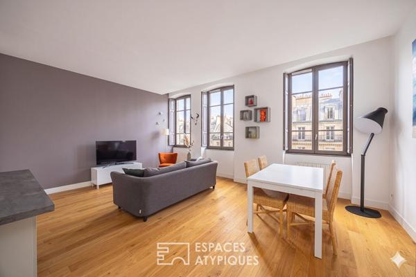 Très bel appartement entièrement rénové au coeur du quartier d’Ainay