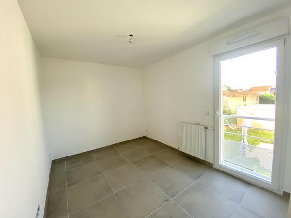 Maison récente 4 pièces de 86 m² dans le secteur calme et recherché de Vaulx En Velin Village