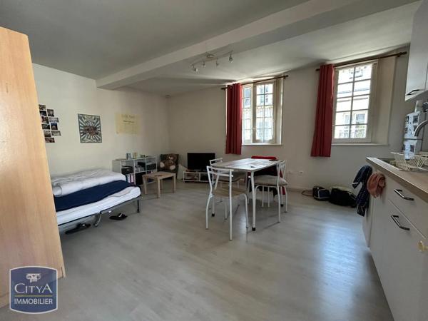 Appartement à louer 1 pièce 30.5m² Alençon (61000)