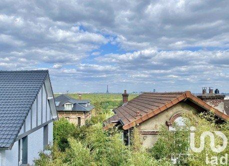 Appartement 2 pièces de 62 m² à Suresnes (92150)