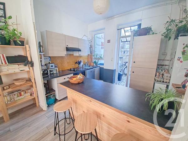 Maison à vendre  3 pièces - 63,50 m 2   ANGOULEME  - 16