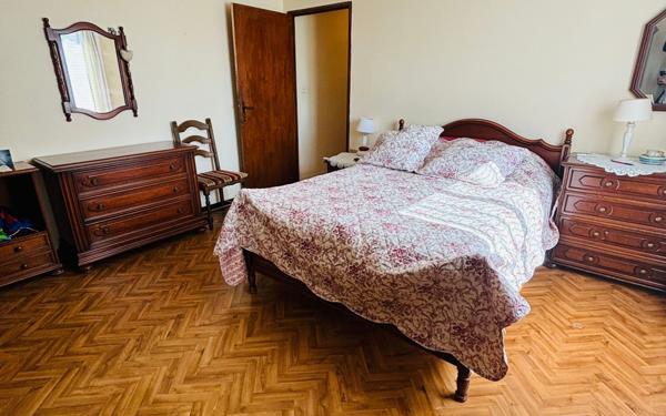 Maison à vendre    5 pièces •  Saint-Denis