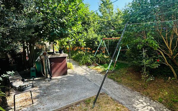 Maison à vendre    5 pièces •  Saint-Denis