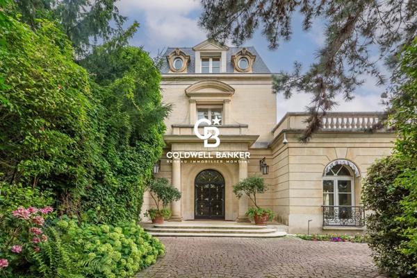 Hôtel particulier 12 pièces à vendre Paris 16ème - 75016 / Réf: 20250703