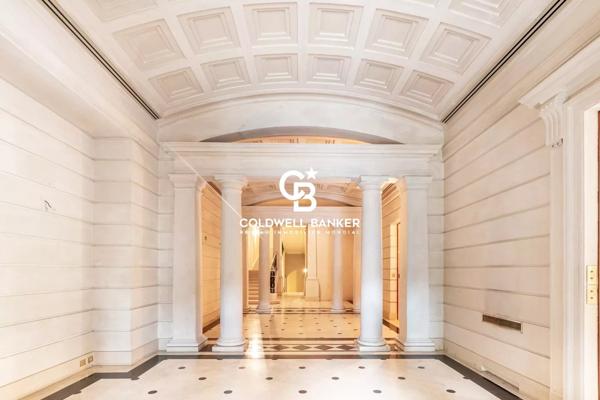 Hôtel particulier 12 pièces à vendre Paris 16ème - 75016 / Réf: 20250703