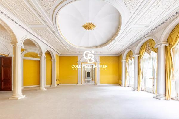 Hôtel particulier 12 pièces à vendre Paris 16ème - 75016 / Réf: 20250703