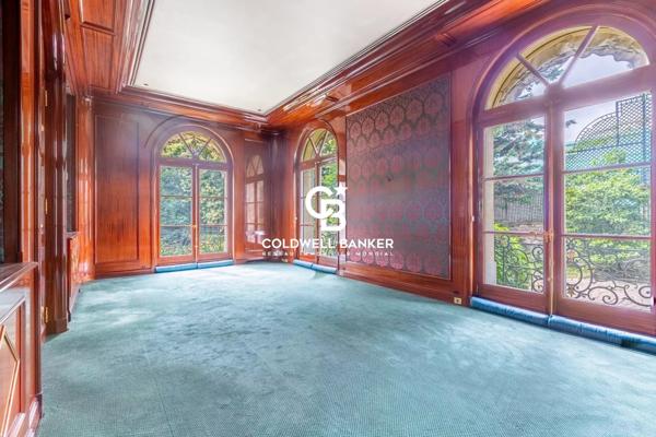 Hôtel particulier 12 pièces à vendre Paris 16ème - 75016 / Réf: 20250703