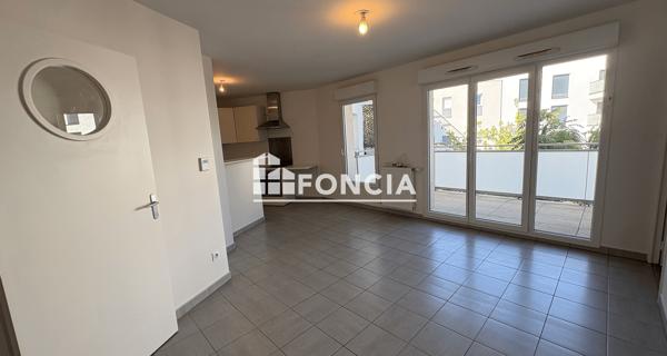Location Appartement 3 pièces 61.9 m² - Décines-charpieu 69150