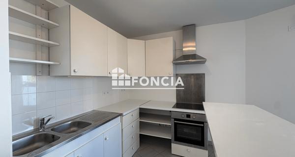 Location Appartement 3 pièces 61.9 m² - Décines-charpieu 69150