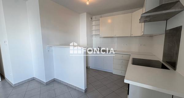 Location Appartement 3 pièces 61.9 m² - Décines-charpieu 69150