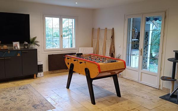 Maison à vendre    4 pièces • 290,24 m2 Charly-sur-Marne