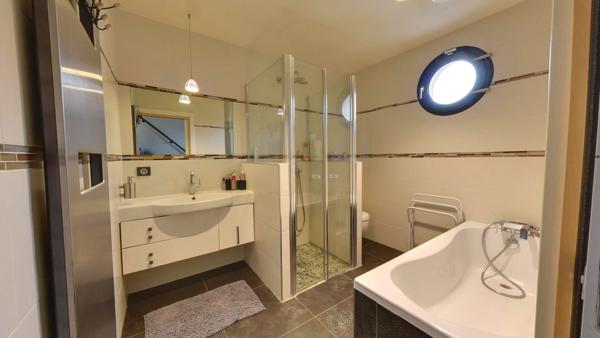 Maison contemporaine Bry sur Marne - environ 212m²