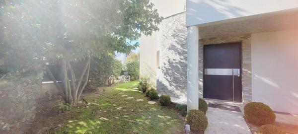 Maison contemporaine Bry sur Marne - environ 212m²