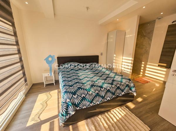 Maison
                                                                                                                                                                                                                                                                                                                        6 pièce(s)                                                                                                                                                                                                          4 chambre(s)                                                                                                                                                                                                          140  m²