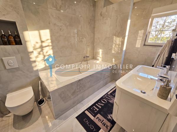 Maison
                                                                                                                                                                                                                                                                                                                        6 pièce(s)                                                                                                                                                                                                          4 chambre(s)                                                                                                                                                                                                          140  m²