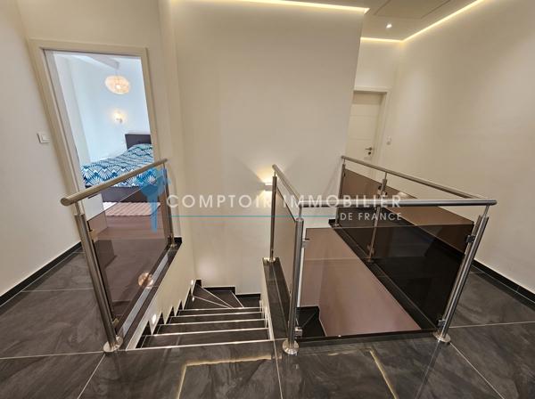 Maison
                                                                                                                                                                                                                                                                                                                        6 pièce(s)                                                                                                                                                                                                          4 chambre(s)                                                                                                                                                                                                          140  m²