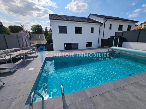Maison
                                                                                                                                                                                                                                                                                                                        6 pièce(s)                                                                                                                                                                                                          4 chambre(s)                                                                                                                                                                                                          140  m²