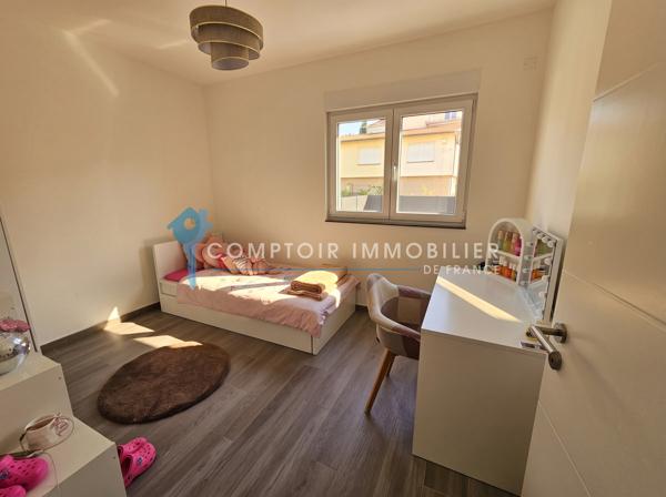 Maison
                                                                                                                                                                                                                                                                                                                        6 pièce(s)                                                                                                                                                                                                          4 chambre(s)                                                                                                                                                                                                          140  m²