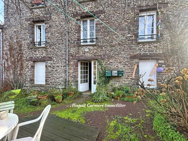 Saint-Malon-sur-Mel (35750) SAINT MALON SUR MEL - Spécial investisseur ! Immeuble de rapport .