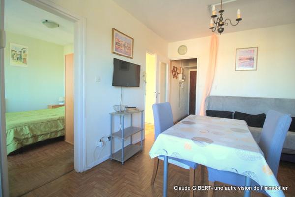 Balaruc-les-Bains (34540) T2 dernier étage avec ascenseur + cave au centre-ville de Balaruc-Les-Bains