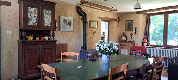 FERMETTE DE 130M² AVEC 4 CHAMBRES SUR UN MAGNIFIQUE TERRAIN DE 15000M²