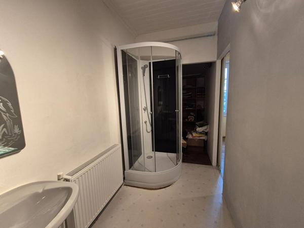 MAISON DE BOURG (96 m2 habitable) dans le Morbihan  (15 min de Lorient - 10 min de Plouay - 5 min de Pont Scorff - 25 min de la mer)