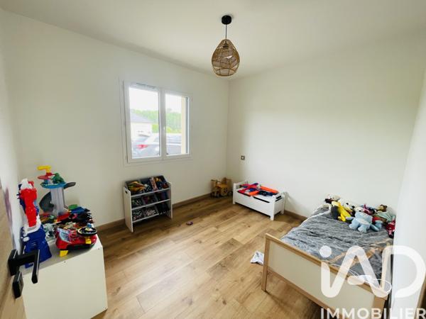 Maison à vendre 6 pièces 173 m² Saint-Pantaléon-de-Larche