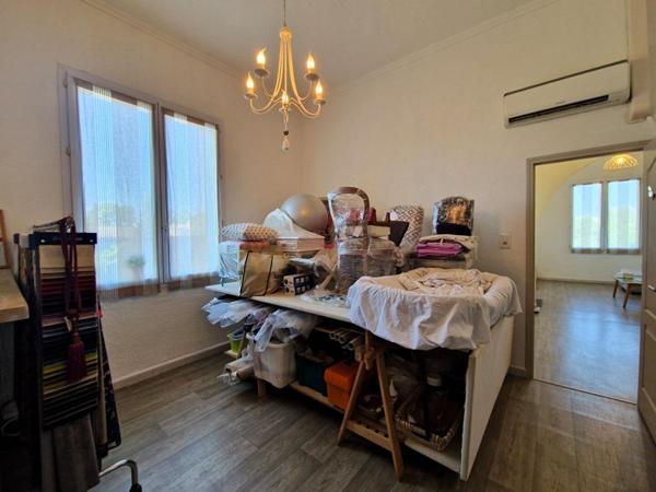 Maison Chateaurenard 10 pièce(s) 202 m2