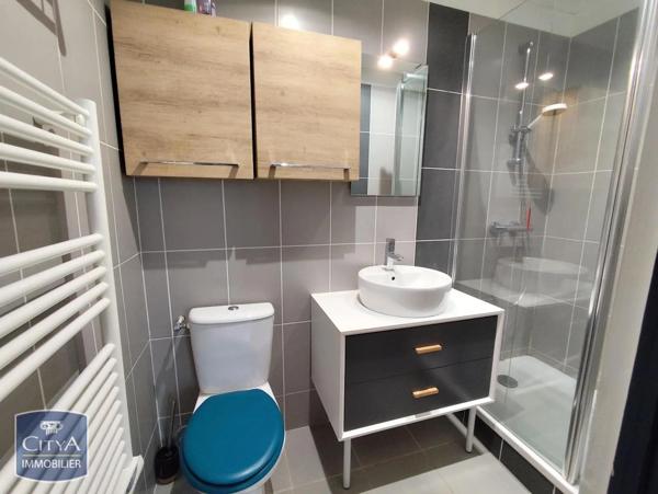 Appartement à louer 4 pièces 113.33m²