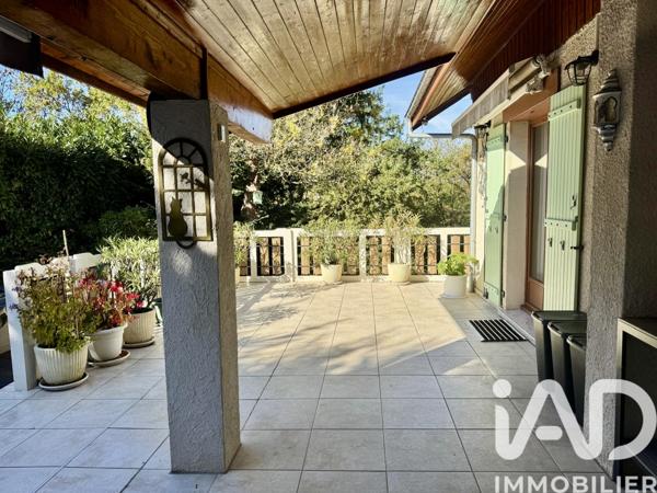 Maison à vendre 4 pièces 212 m² Saint-Julien-en-Genevois