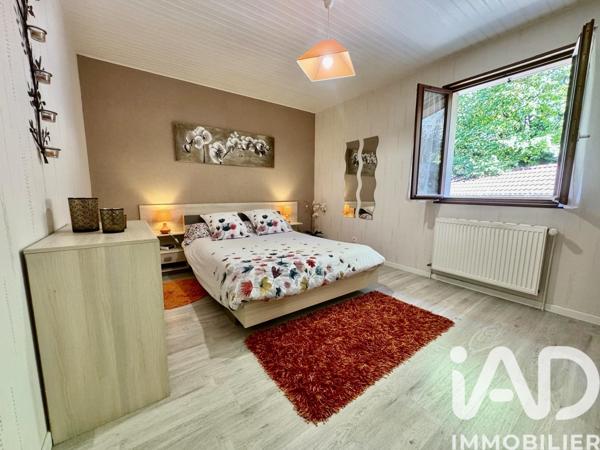 Maison à vendre 4 pièces 212 m² Saint-Julien-en-Genevois