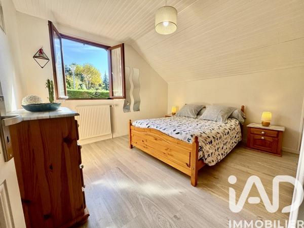 Maison à vendre 4 pièces 212 m² Saint-Julien-en-Genevois