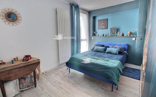 Appartement à vendre    4 pièces • 78,06 m2 Évry