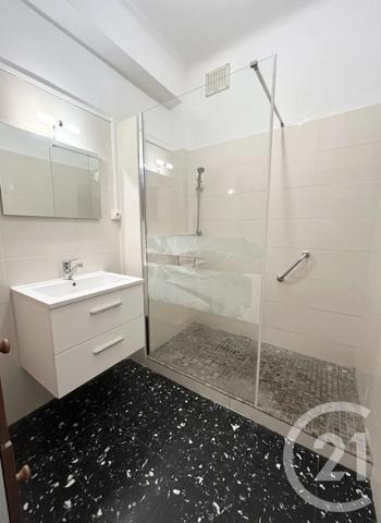 Appartement à vendre  4 pièces - 85,81 m 2   MARIGNANE  - 13