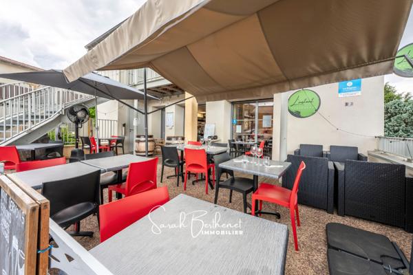 Fonds De Commerce
        
        - 53 m² 79 000 € *