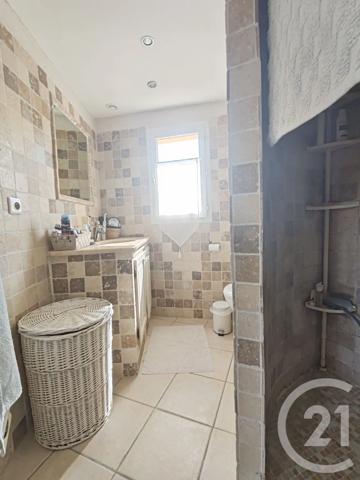 Maison à vendre  4 pièces - 136,17 m 2   PIERRERUE  - 04